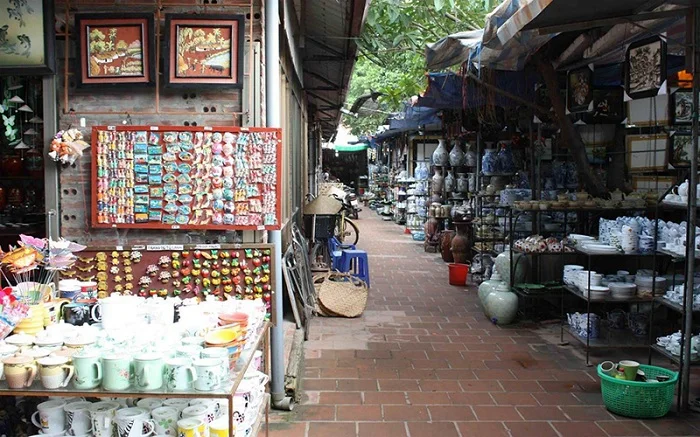 Du lịch gần Hà Nội trong 1 ngày nên đi địa điểm nào – Làng gốm Bát Tràng