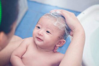 7 Sữa tắm tốt dành cho trẻ sơ sinh ( Cetaphil, Lactacyd, Johnson baby,…)